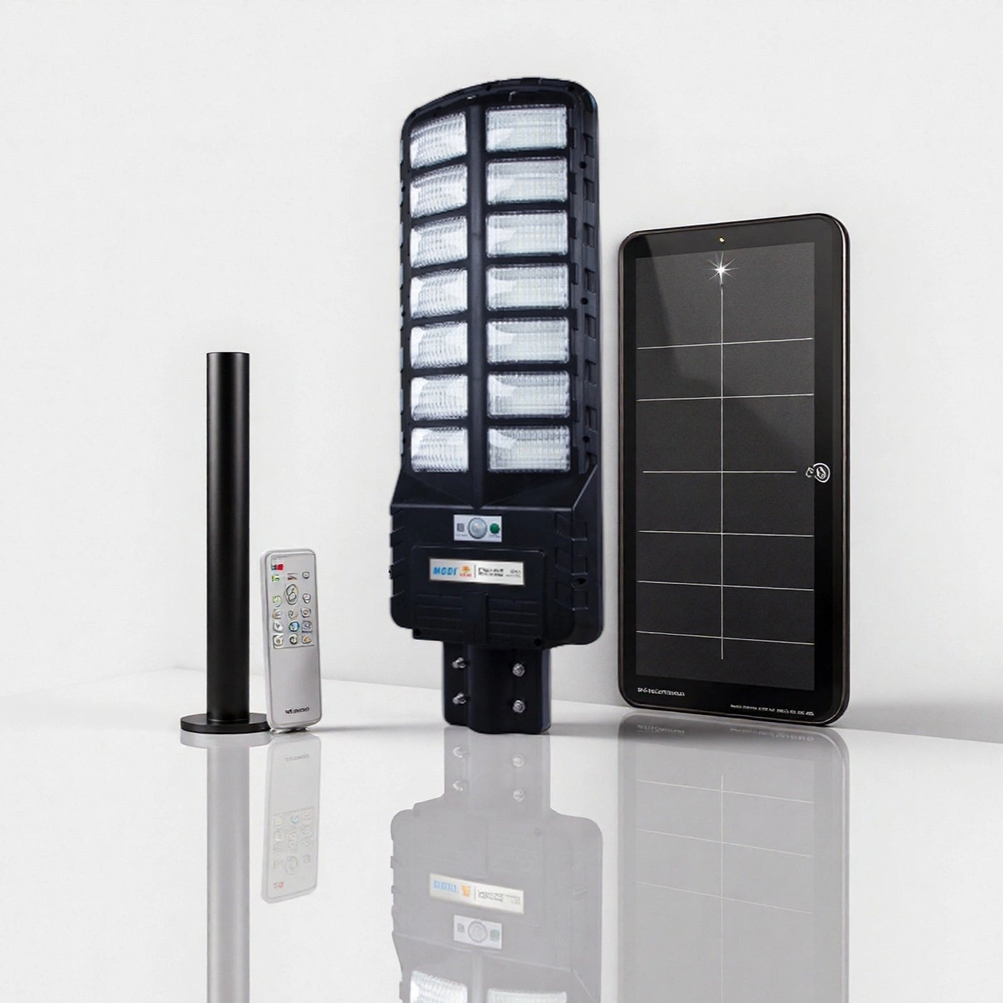 مصباح شارع يعمل بالطاقة الشمسية من MODI مع وحدة تحكم، شحن لمدة 4-6 ساعات، وقت عمل ≥12 ساعة